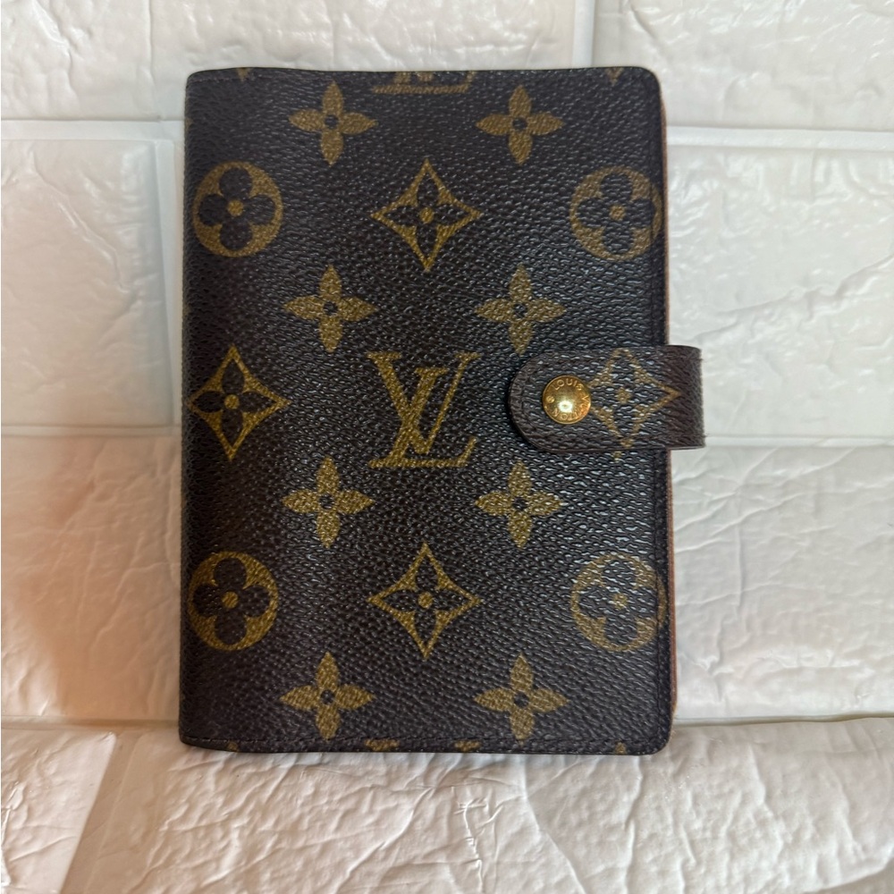 Louis Vuitton Monogram Agenda Small